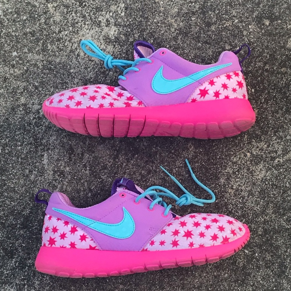 Nike Roshe pink